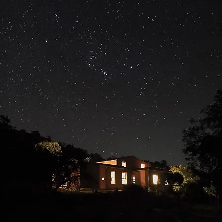 El Rabilargo Arroyomolinos de Montánchez